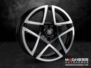 FIAT 124 Spider Custom Wheels by Carlsson - Revo III TE (Diamond)